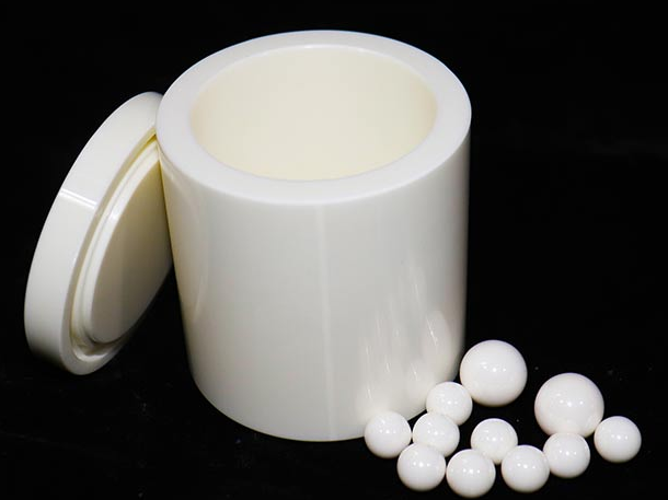 氧化锆研磨罐（行星球磨罐）：高纯度与高效研磨的理想选择