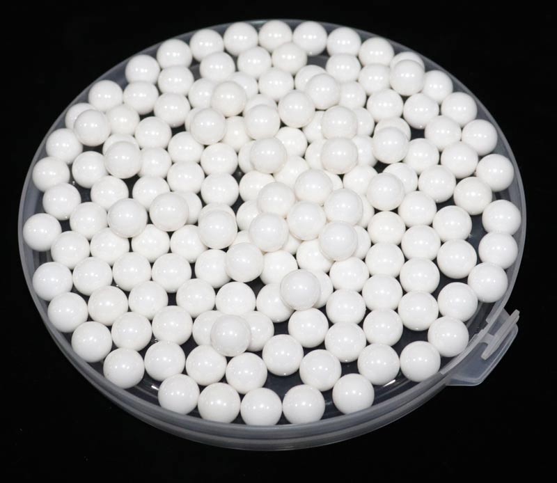 氧化锆研磨珠：高性能研磨介质的卓越特性与应用