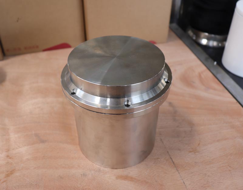 不锈钢内衬氧化锆罐